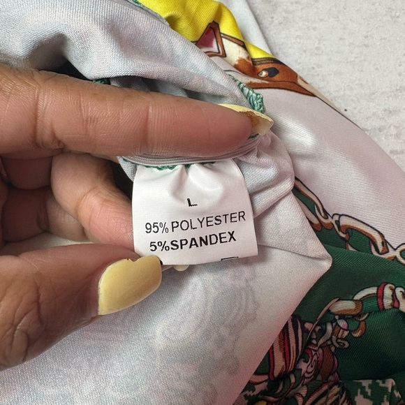 NWT Green and Yellow Patterned Two-Piece Set - Picture 4 of 5